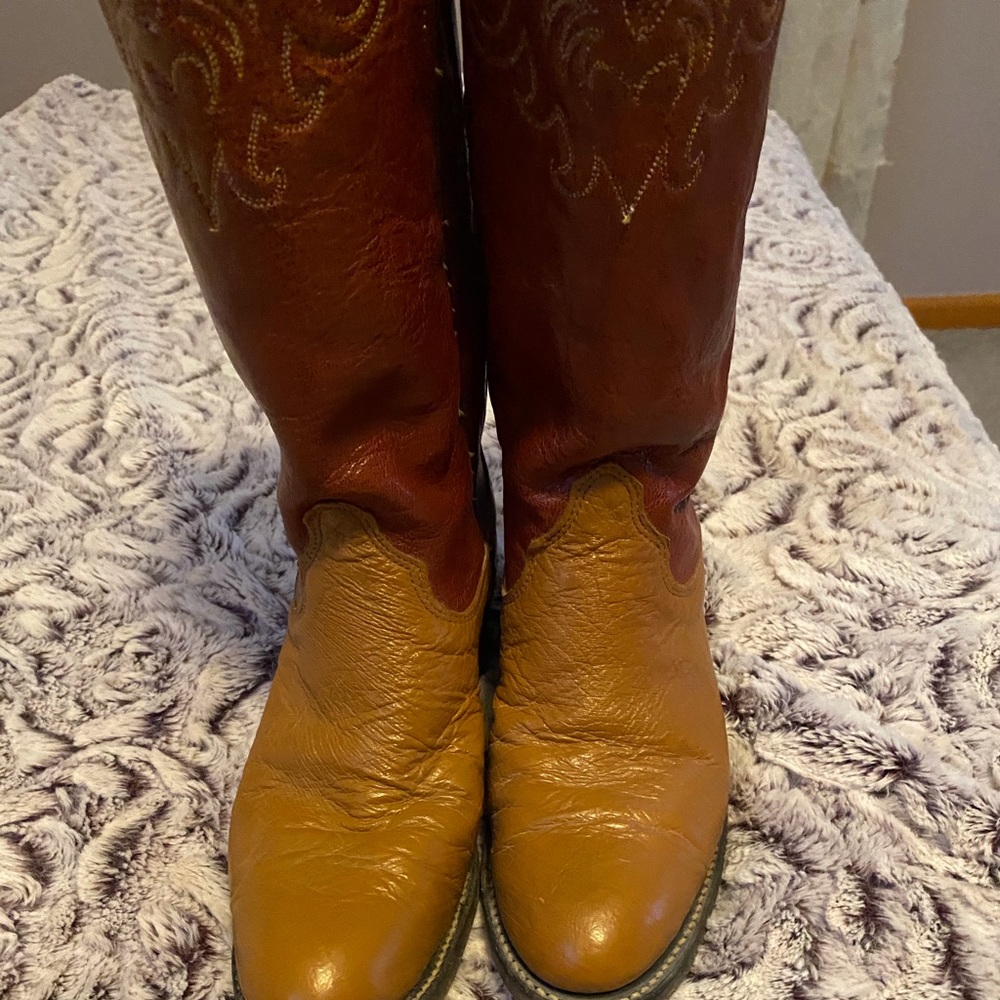 Custom made ostrich boots